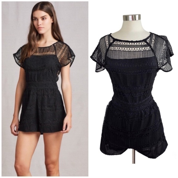 TULAROSA Brynn Black Eyelet Lace Romper size S - Picture 9 of 9